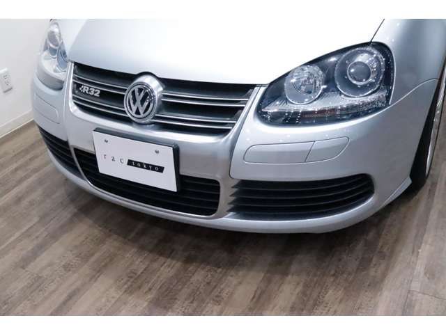 VOLKSWAGEN GOLF 4WD