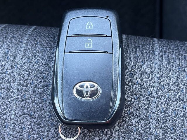 YARIS CROSS HYBRID