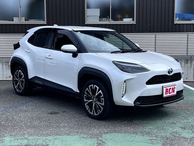 YARIS CROSS HYBRID