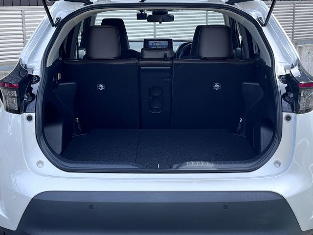 YARIS CROSS HYBRID