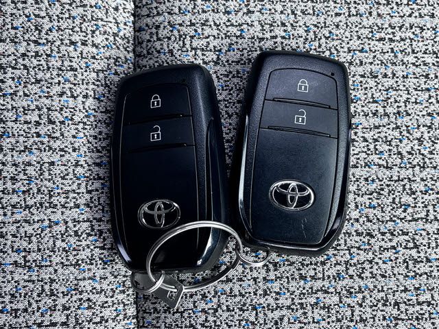 YARIS CROSS HYBRID