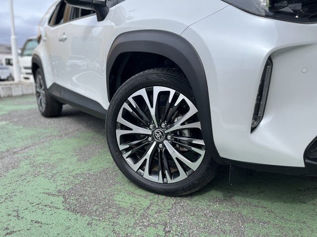 YARIS CROSS HYBRID