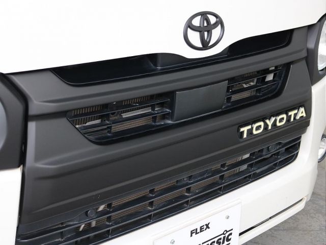 HIACE van 2WD