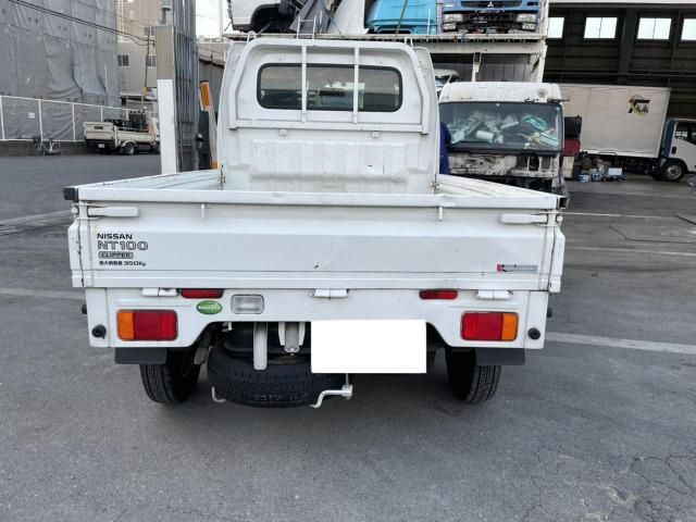 CLIPPER truck