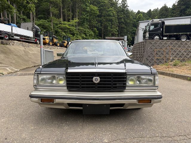 CROWN 2Dr Hard Top