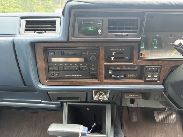 CROWN 2Dr Hard Top