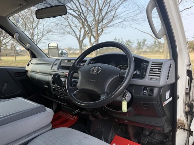 HIACE van 4WD