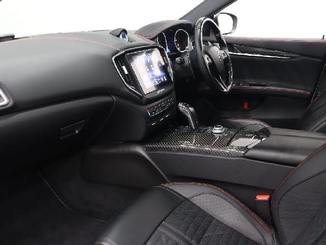 MASERATI GHIBLI Sedan