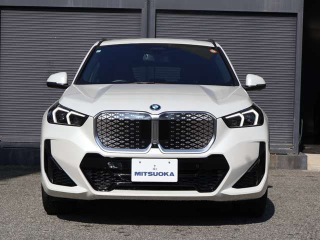 BMW iX1