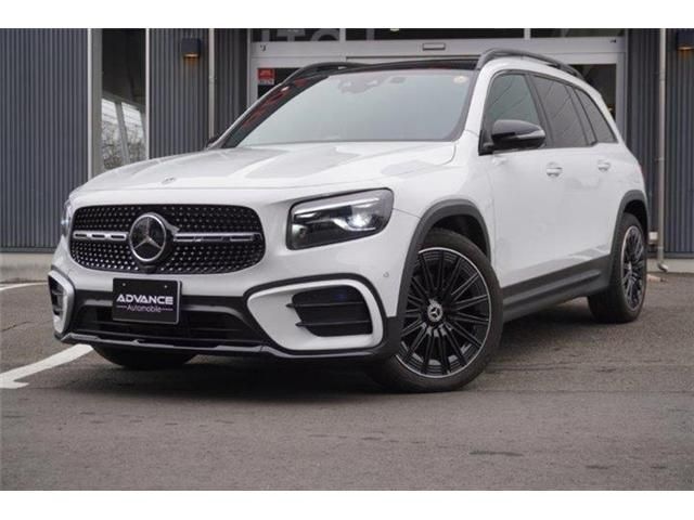 MERCEDES BENZ GLB
