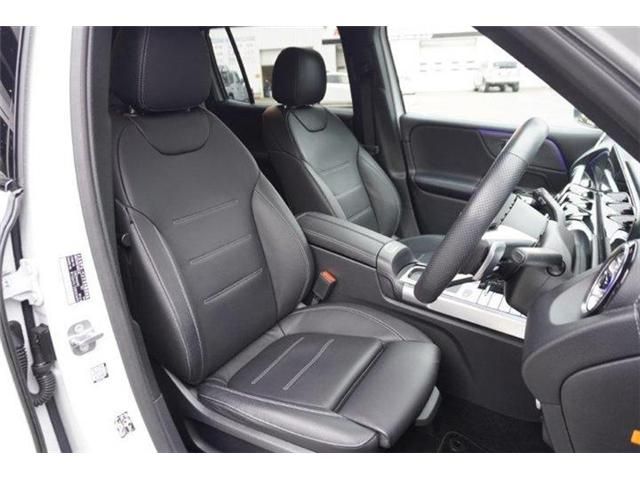 MERCEDES BENZ GLB