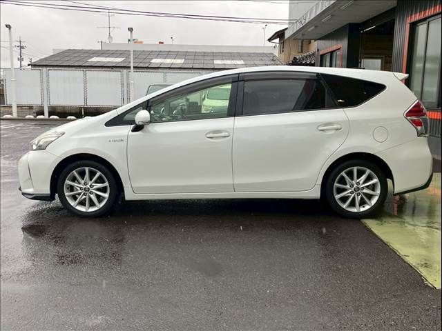 PRIUS Alpha