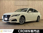 CROWN sedan hybrid