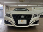 CROWN sedan hybrid