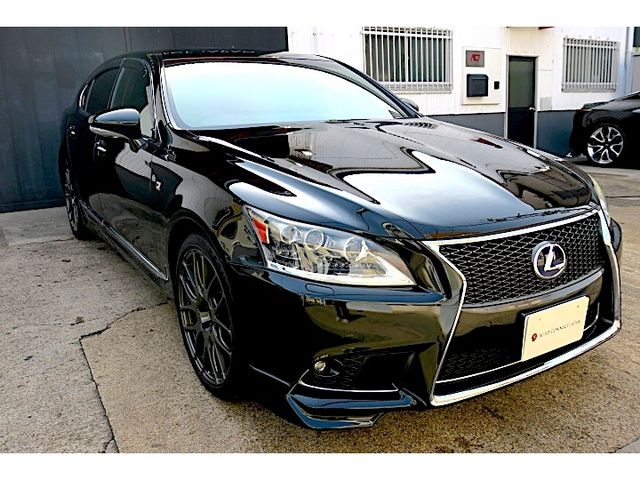 LEXUS LS600h