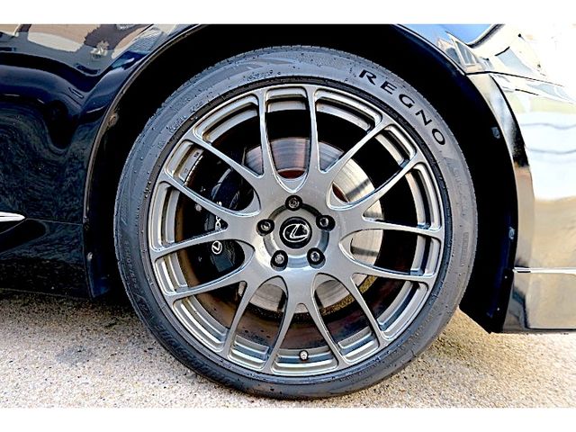 LEXUS LS600h