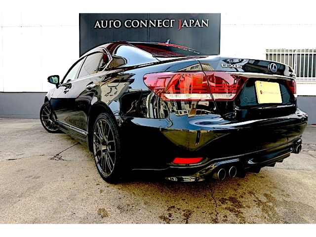 LEXUS LS600h