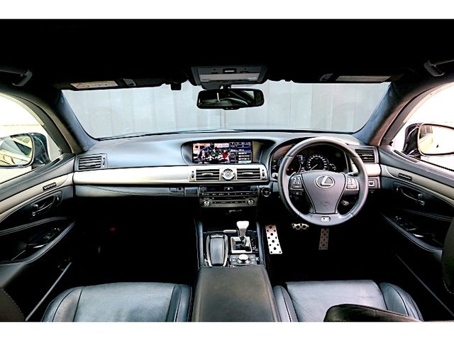 LEXUS LS600h
