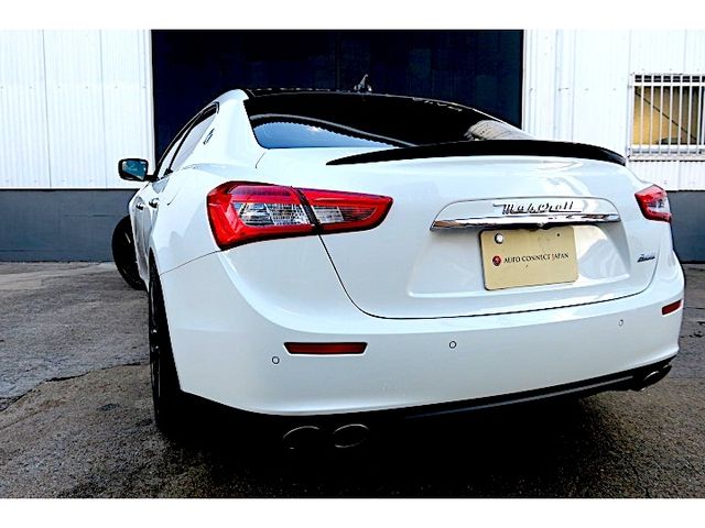 MASERATI GHIBLI Sedan