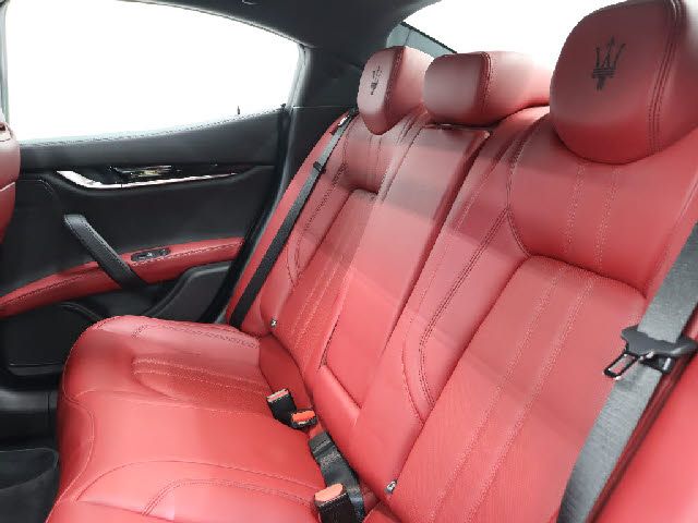 MASERATI GHIBLI Sedan