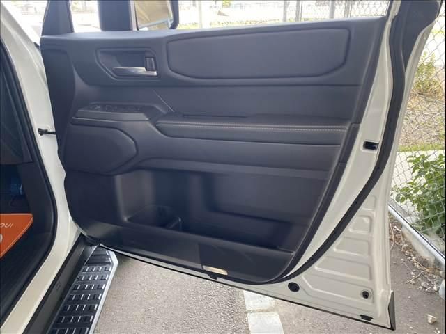 LANDCRUISER 250