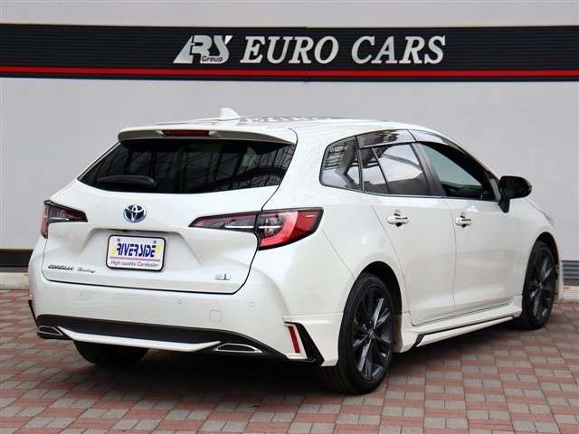 COROLLA TOURING HYBRID