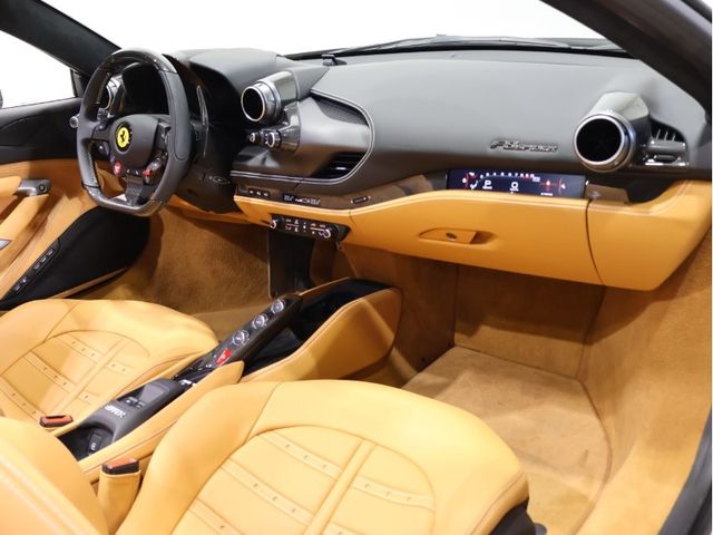 FERRARI F8 Spider