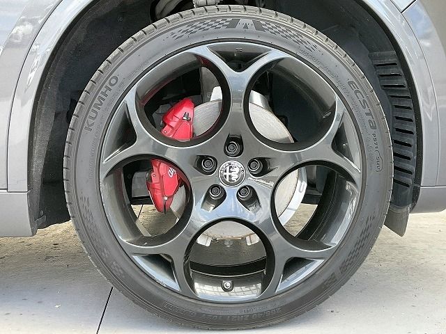 ALFAROMEO STELVIO