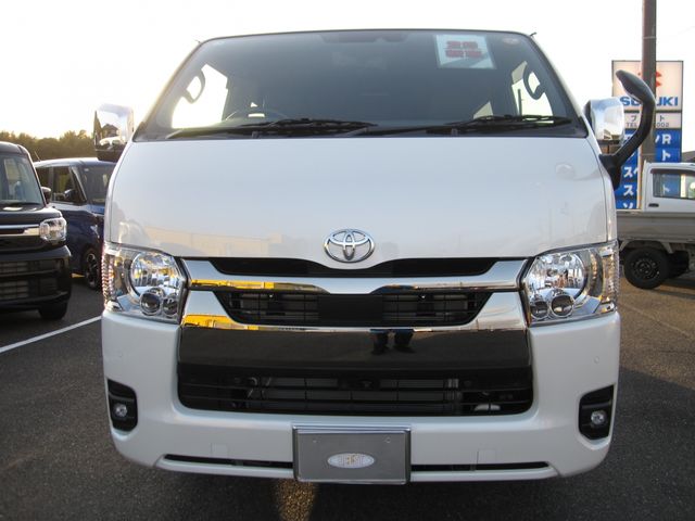 HIACE van 2WD
