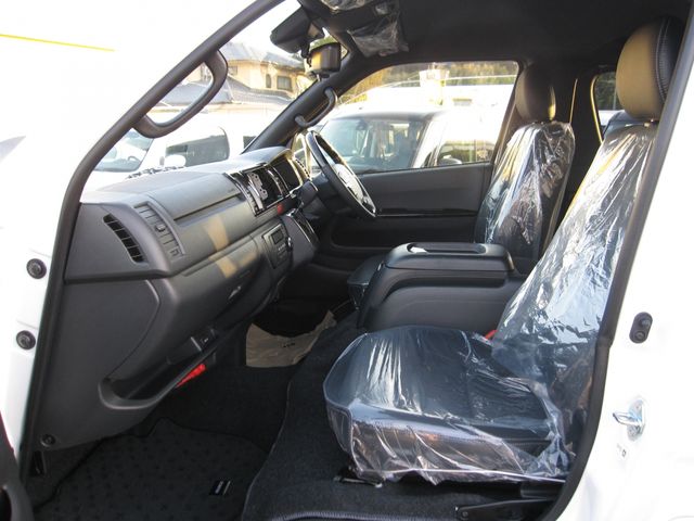 HIACE van 2WD
