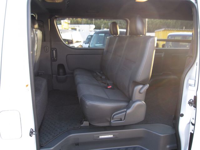HIACE van 2WD