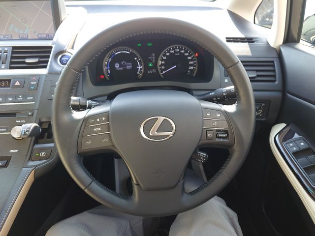 LEXUS HS250h