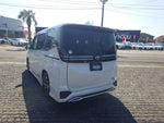VOXY HYBRID