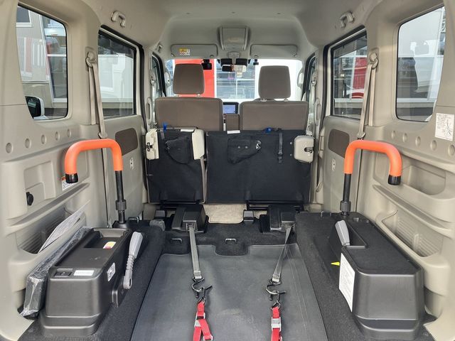 NV100 CLIPPER RIO 4WD