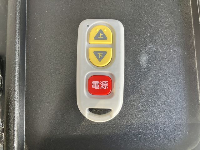 NV100 CLIPPER RIO 4WD