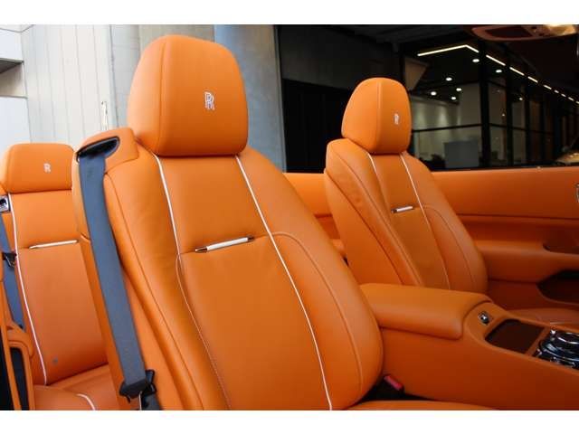 ROLLS-ROYCE coupe
