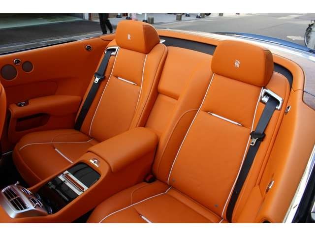 ROLLS-ROYCE coupe