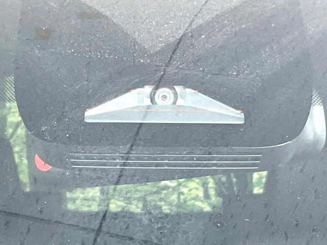 VOXY HYBRID