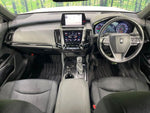 CROWN sedan hybrid