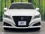 CROWN sedan hybrid