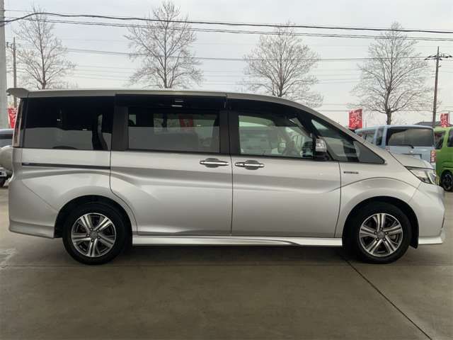 STEPWAGON e:HEV SPADA