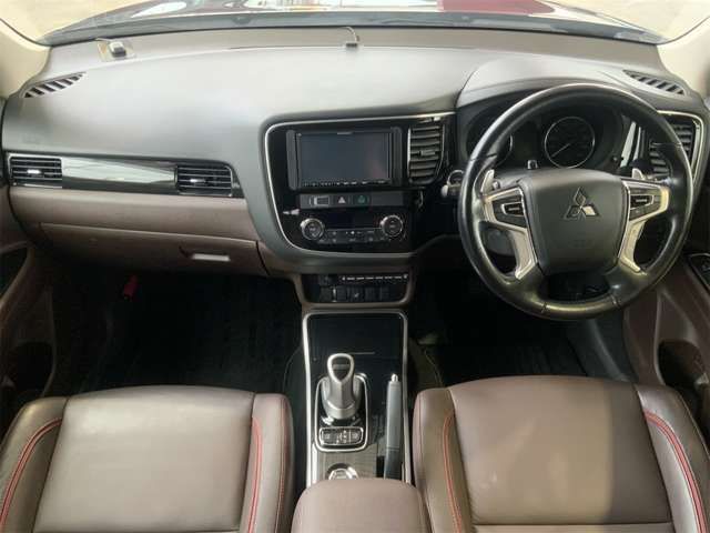 OUTLANDER PHEV