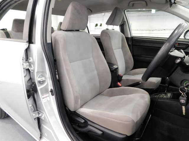 COROLLA AXIO