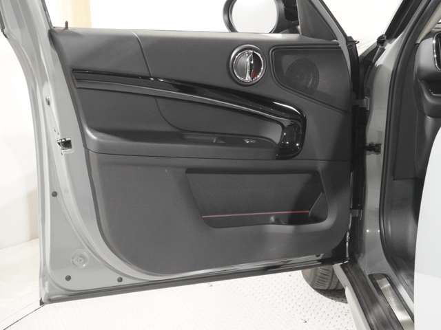 MINI COOPER D CROSSOVER