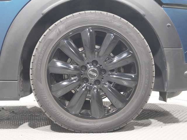 MINI COOPER D CROSSOVER