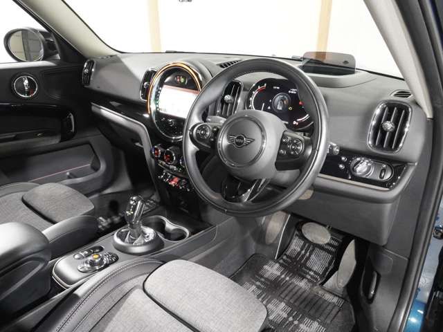 MINI COOPER D CROSSOVER
