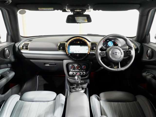 MINI COOPER D CLUBMAN