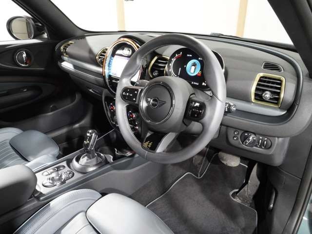 MINI COOPER D CLUBMAN