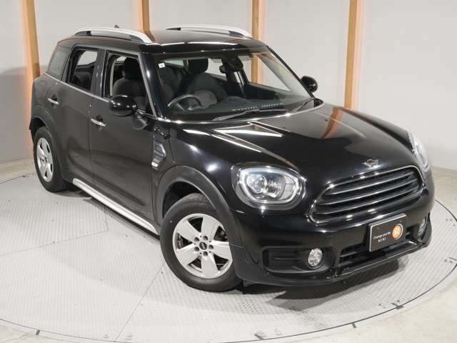 BMW MINI ONE CROSSOVER