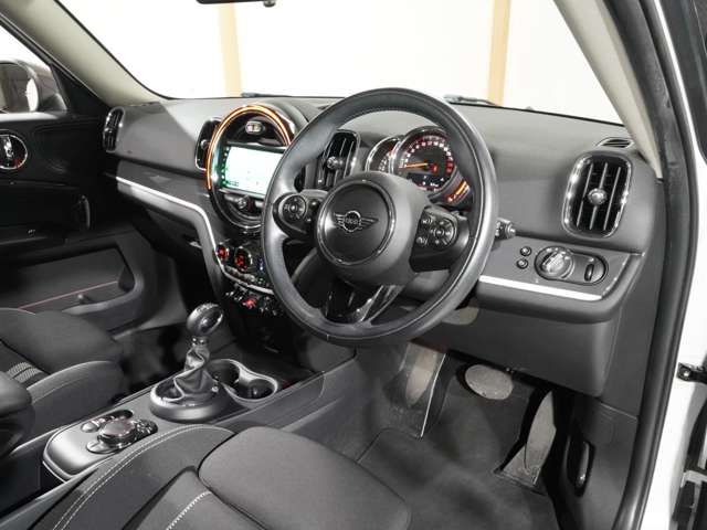 BMW MINI COOPER SD CROSSOVER